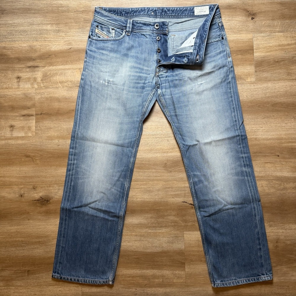 Diesel Larkee Jeans Men 36x30 Blue Straight Leg Medium Wash Faded Distressed 73I